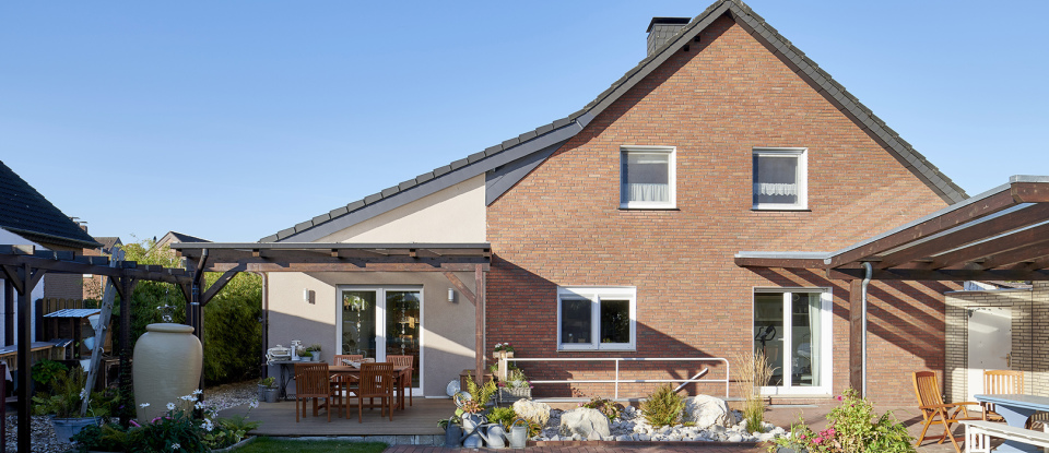 Hausanbau an der Traufe in Herten