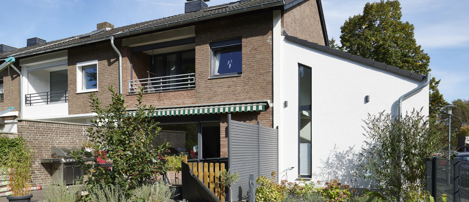 Hausanbau am Giebel in Krefeld